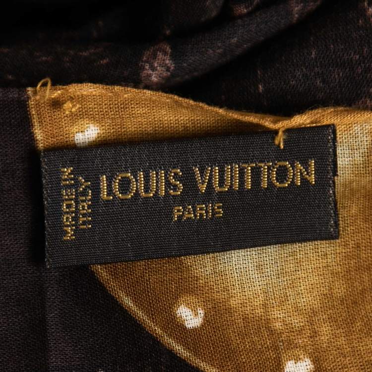 مملوكة مسبقًا Louis Vuitton Brown Monogram Trunk Print Cotton Scarf
