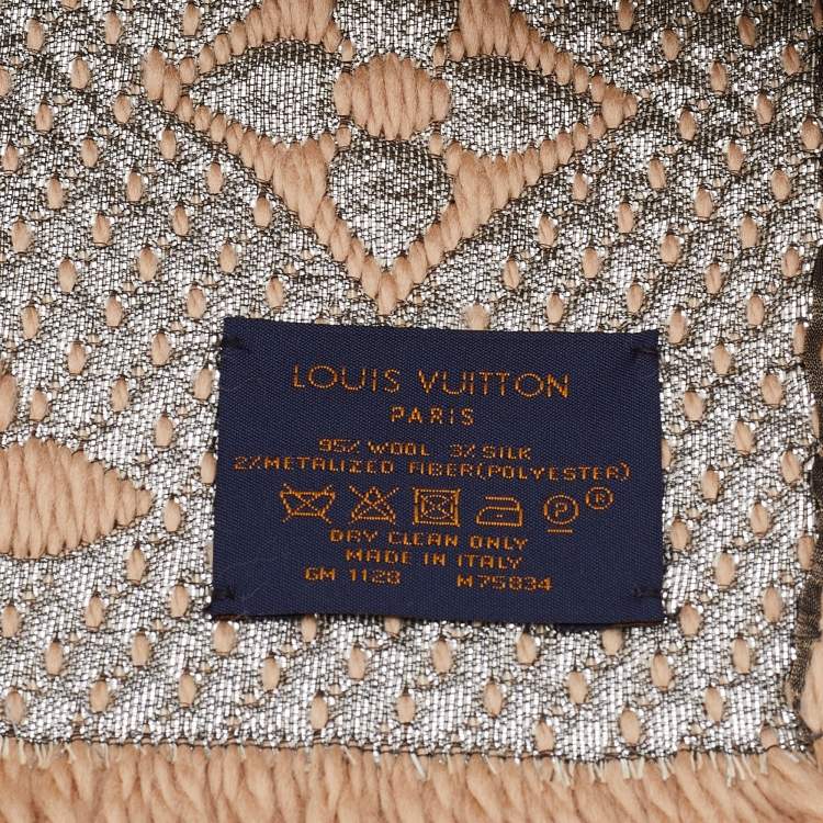مملوكة مسبقًا Louis Vuitton Beige Wool & Silk Logomania Shine Scarf