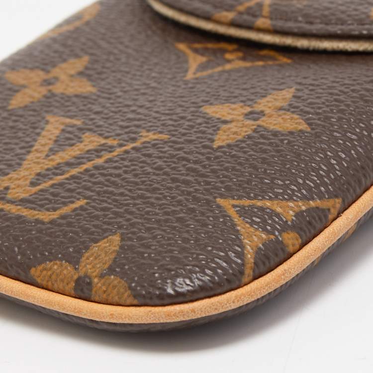 Pre Owned Louis Vuitton Monogram Canvas Phone Case MM