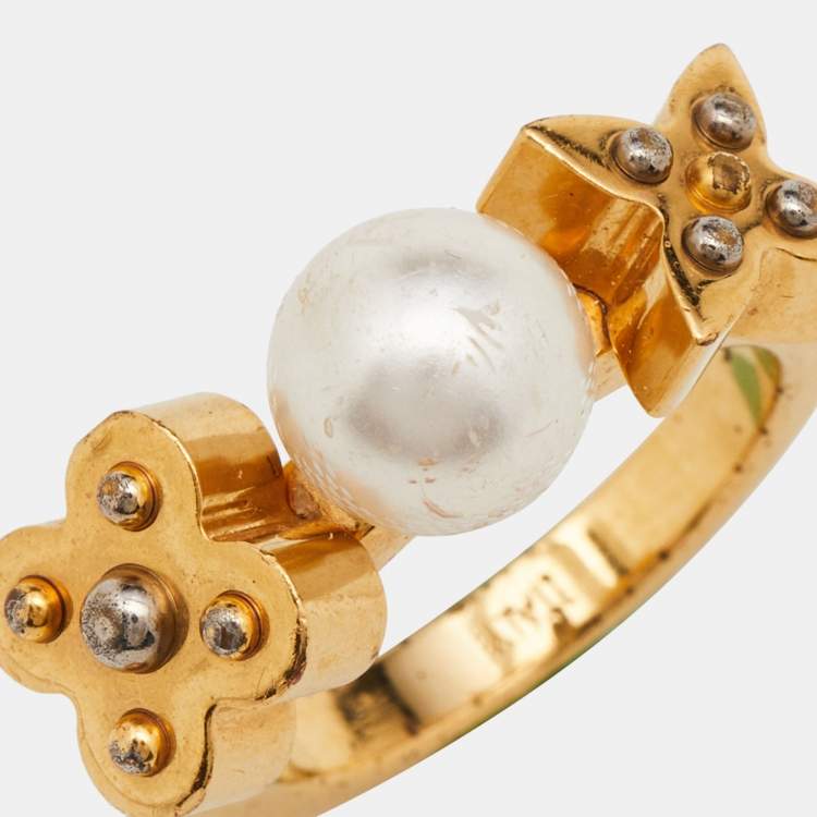 Pre Owned Louis Vuitton Gold Tone Monogram Faux Pearl Ring S