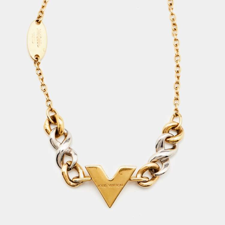 مملوكة مسبقًا Louis Vuitton Essential V Gold & Silver Tone Logo Charm Bracelet