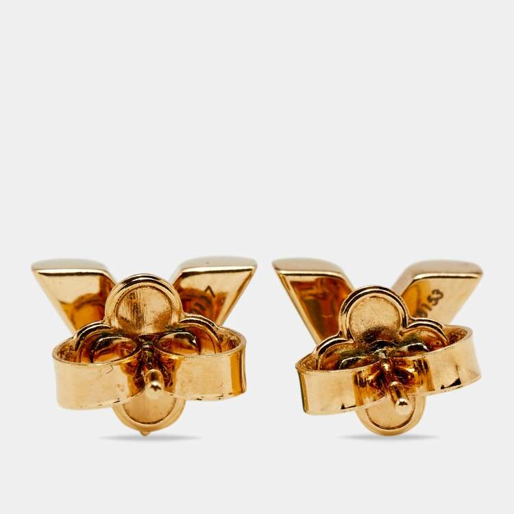 Pre Owned Louis Vuitton Gold Tone Essential V Stud Earrings 