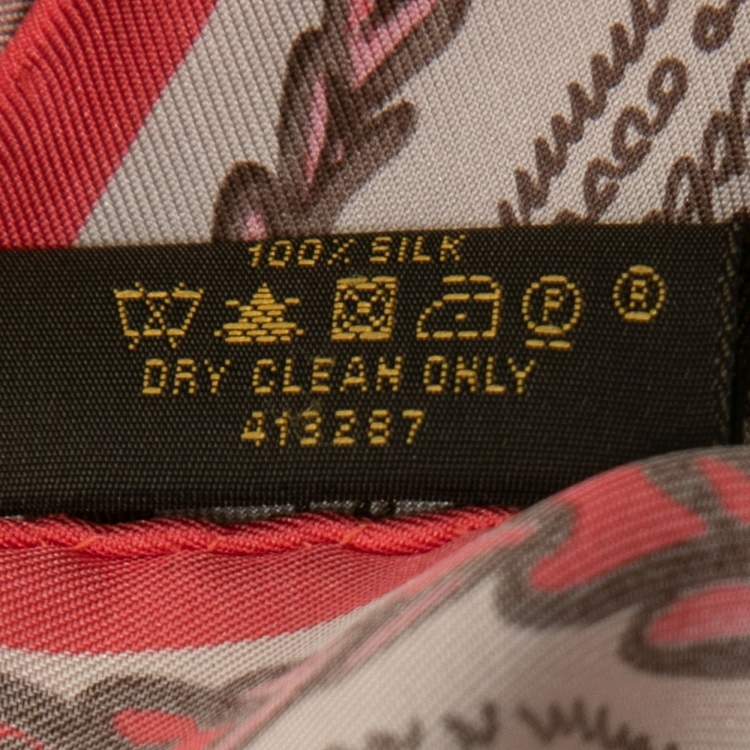 Pre Owned Louis Vuitton Pink Monogram Heart Silk Scarf