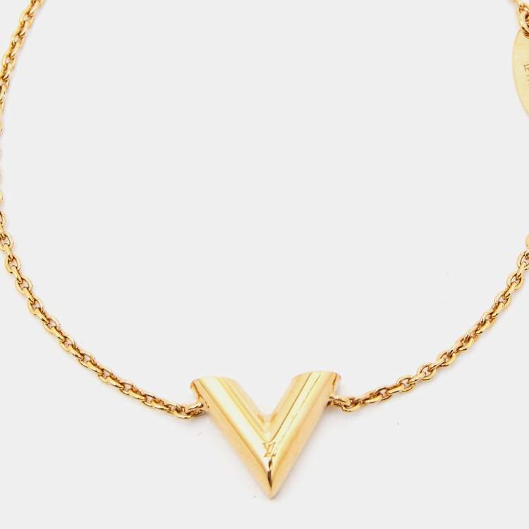 Pre Owned Louis Vuitton Essential V Gold Tone Bracelet