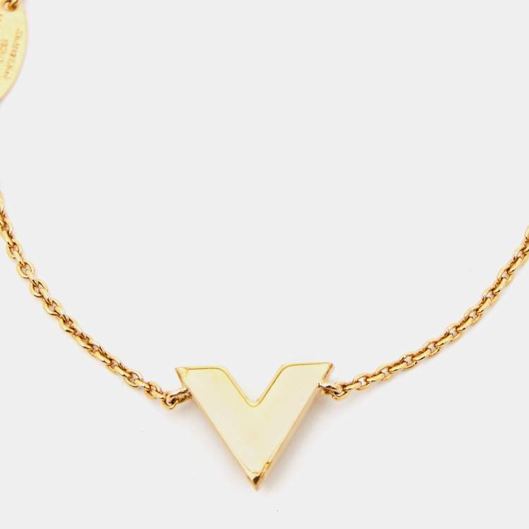 Pre Owned Louis Vuitton Essential V Gold Tone Bracelet