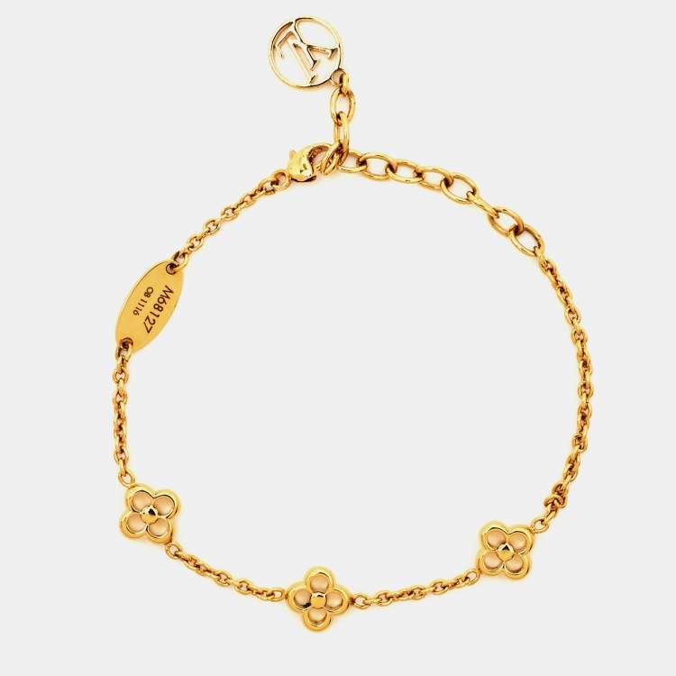 Pre Owned Louis Vuitton Flower Motif Gold Tone Station Bracelet