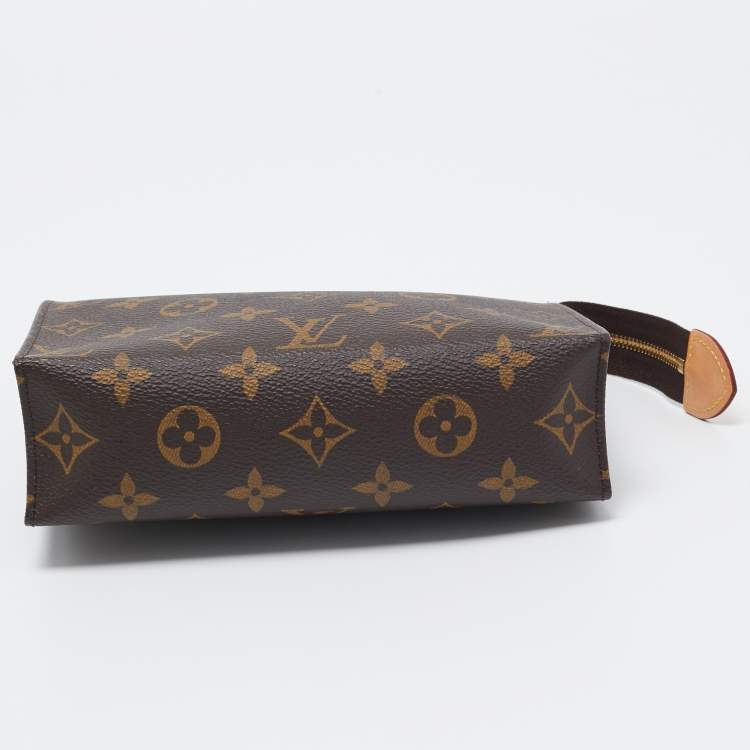 Pre Owned Louis Vuitton Monogram Canvas Toiletry 19 Pouch