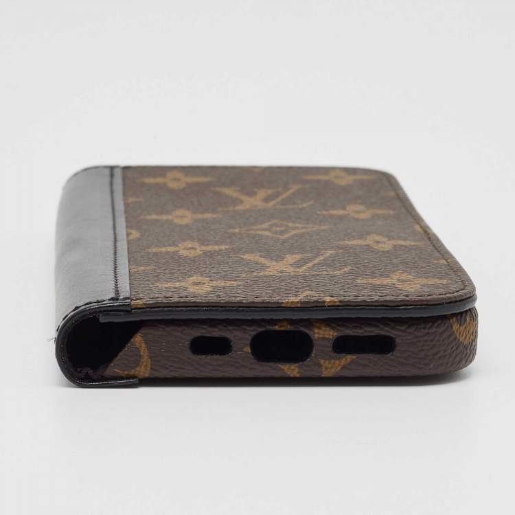 Pre Owned Louis Vuitton Monogram Canvas iPhone 14 Pro Folio Case