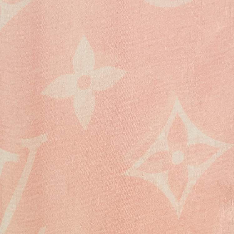 مملوكة مسبقًا Louis Vuitton Multicolor Ombre Logo Printed Silk Scarf