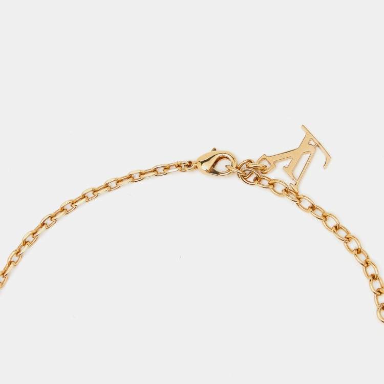 مملوكة مسبقًا Louis Vuitton Fuchsia Lock Me Heart Resin Gold Tone Necklace