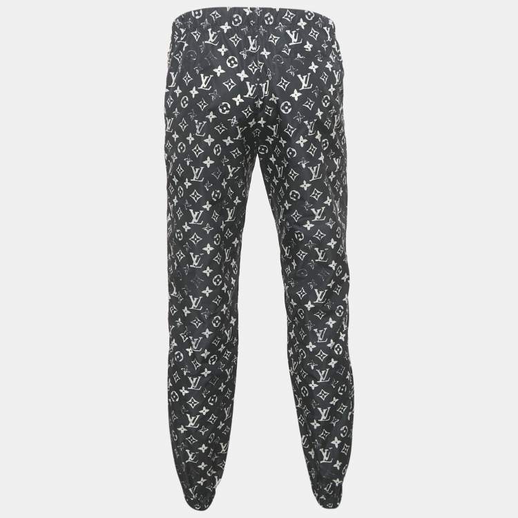 Pre Owned Louis Vuitton Black Stencil-effect Monogram Nylon Jogging Pants M