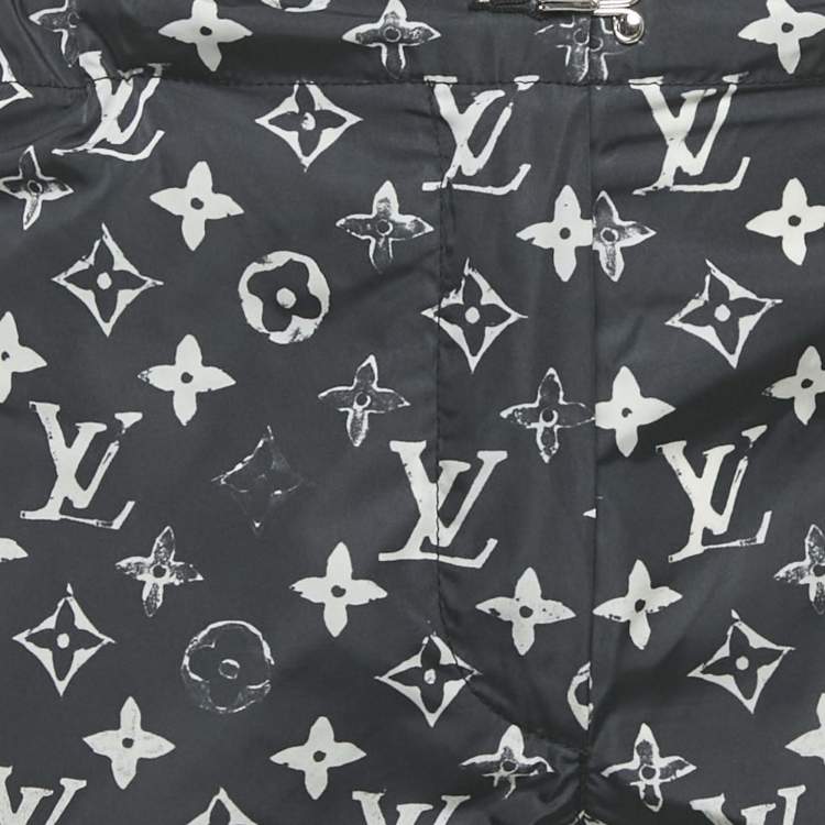 Pre Owned Louis Vuitton Black Stencil-effect Monogram Nylon Jogging Pants M