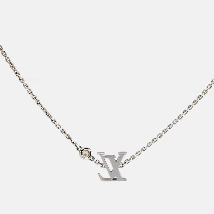 Pre Owned Louis Vuitton Idylle Blossom Diamond 18k White Gold Necklace