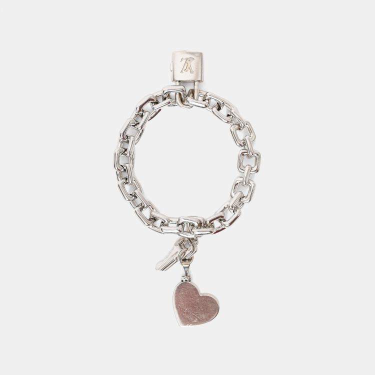 Pre Owned سوار لويس فويتون قلب تاغ ألماس بالذهب الأبيض عيار 18 قيراط