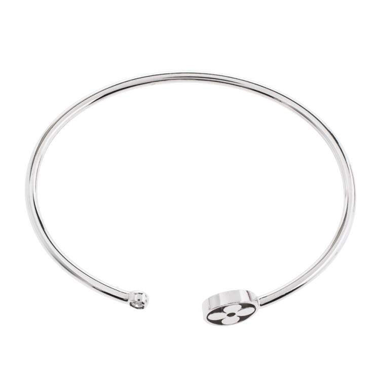 Pre Owned Louis Vuitton Idylle Blossom Diamond 18K White Gold Open Cuff Twist Bracelet 