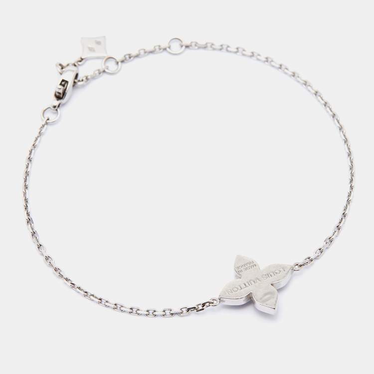 Pre Owned Louis Vuitton Star Blossom Diamonds 18k White Gold Station Bracelet
