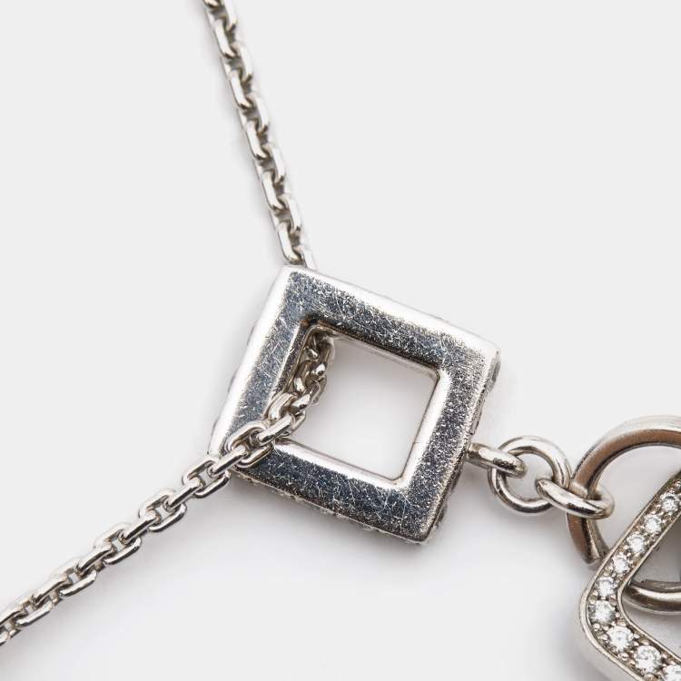 Pre Owned Louis Vuitton Lock It Key Padlock Diamonds 18k White Gold Pendant Necklace