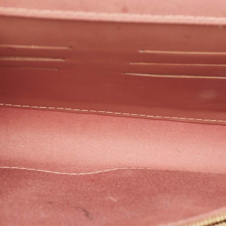 Pre Owned Louis Vuitton Rose Velours Patent Leather Louise Clutch