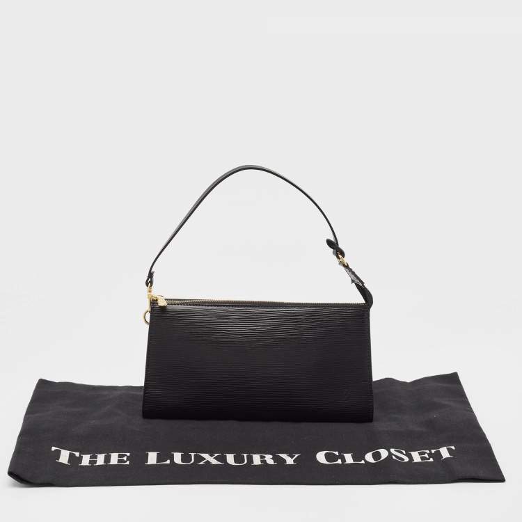 Pre Owned Louis Vuitton Black Epi Leather Pochette Accessories