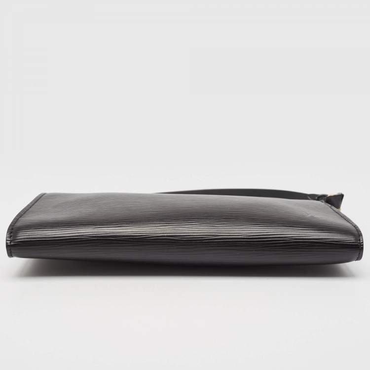 Pre Owned Louis Vuitton Black Epi Leather Pochette Accessories