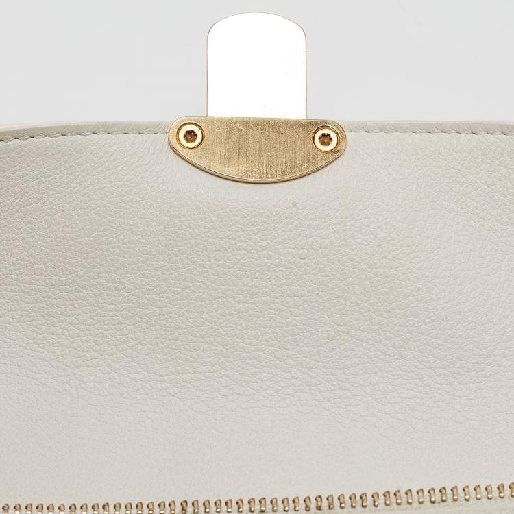 Pre Owned Louis Vuitton White Monogram Mahina Leather Amelia Wallet