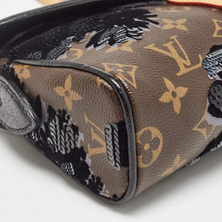 مملوكة مسبقًا Louis Vuitton Black/Monogram Canvas and Leather Limited Edition Fleur de Jais Manege Clutch