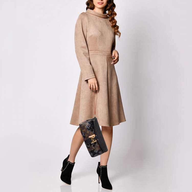 مملوكة مسبقًا Louis Vuitton Black/Monogram Canvas and Leather Limited Edition Fleur de Jais Manege Clutch
