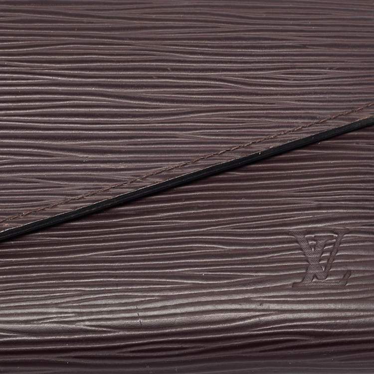 Pre Owned Louis Vuitton Quetsche Epi Leather Sarah Wallet