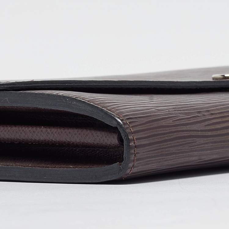 Pre Owned Louis Vuitton Quetsche Epi Leather Sarah Wallet