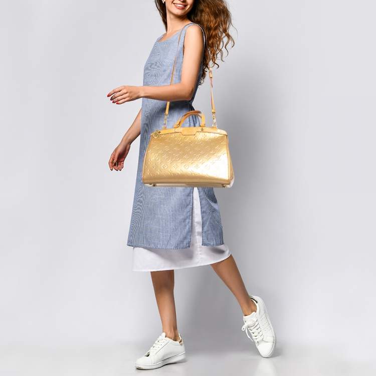 Pre Owned Louis Vuitton Beige Poudre Monogram Vernis Brea MM Bag