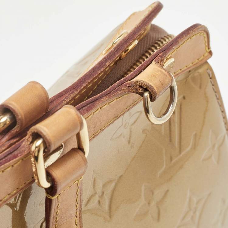 Pre Owned Louis Vuitton Beige Poudre Monogram Vernis Brea MM Bag