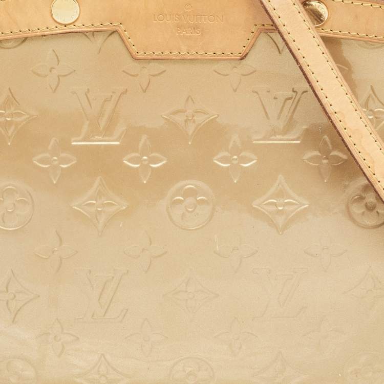 Pre Owned Louis Vuitton Beige Poudre Monogram Vernis Brea MM Bag