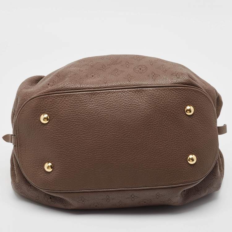 Pre Owned Louis Vuitton Moka Monogram Mahina Leather Surya L Bag