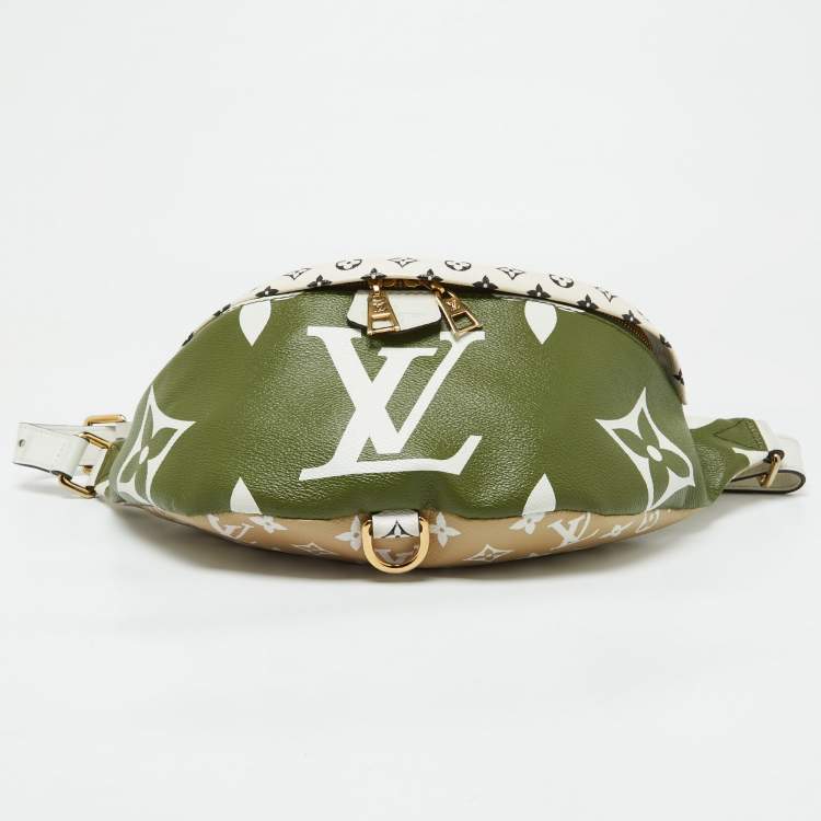 Pre Owned Louis Vuitton Khaki/Beige Monogram Giant Canvas Bumbag