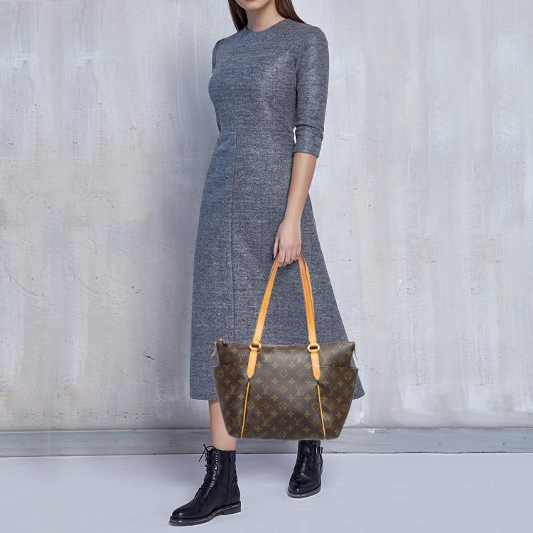 Pre Owned Louis Vuitton Monogram Canvas Totally PM Bag