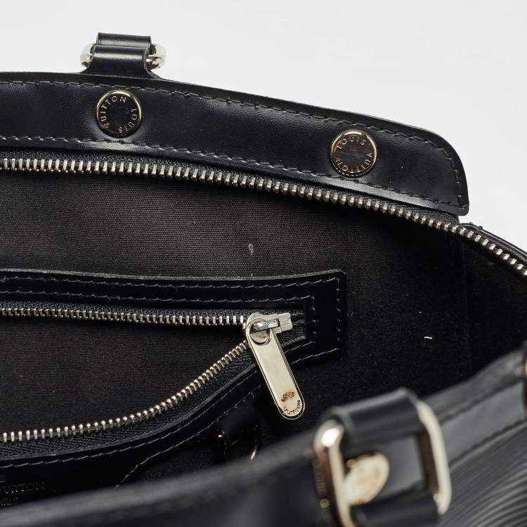 Pre Owned Louis Vuitton Black Epi Leather Brea MM Bag