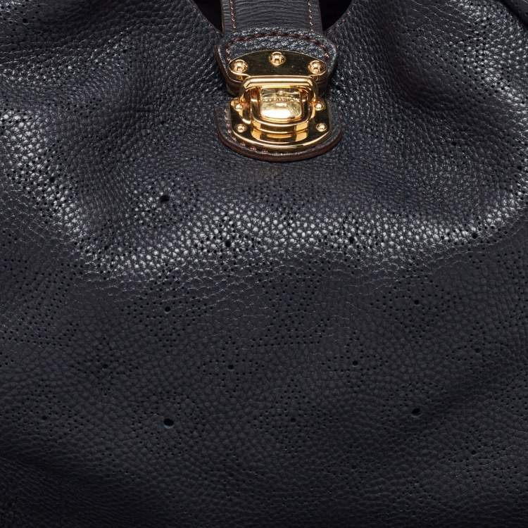 Pre Owned Louis Vuitton Black Monogram Mahina Leather L Bag