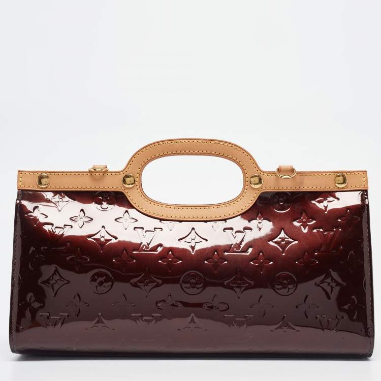 Pre Owned Louis Vuitton Amarante Monogram Vernis Roxbury Drive Bag