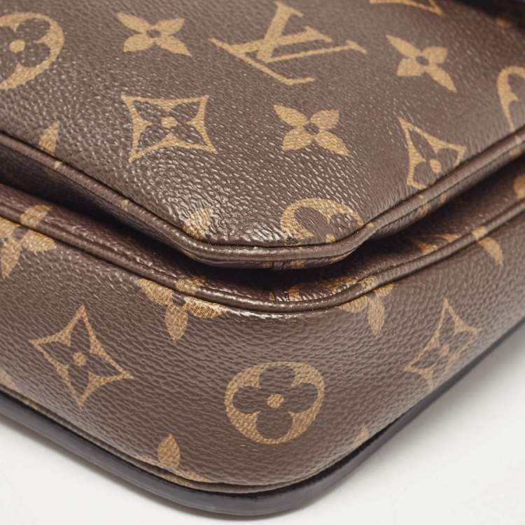 Pre Owned Louis Vuitton Monogram Canvas Pochette Metis Bag