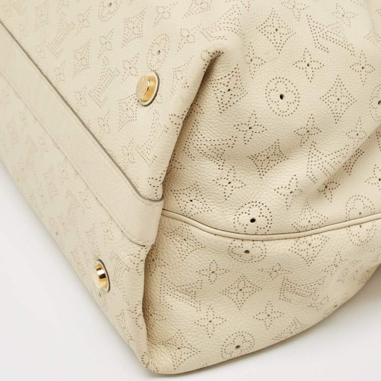 Pre Owned Louis Vuitton Lin Monogram Mahina Leather Cirrus MM Bag