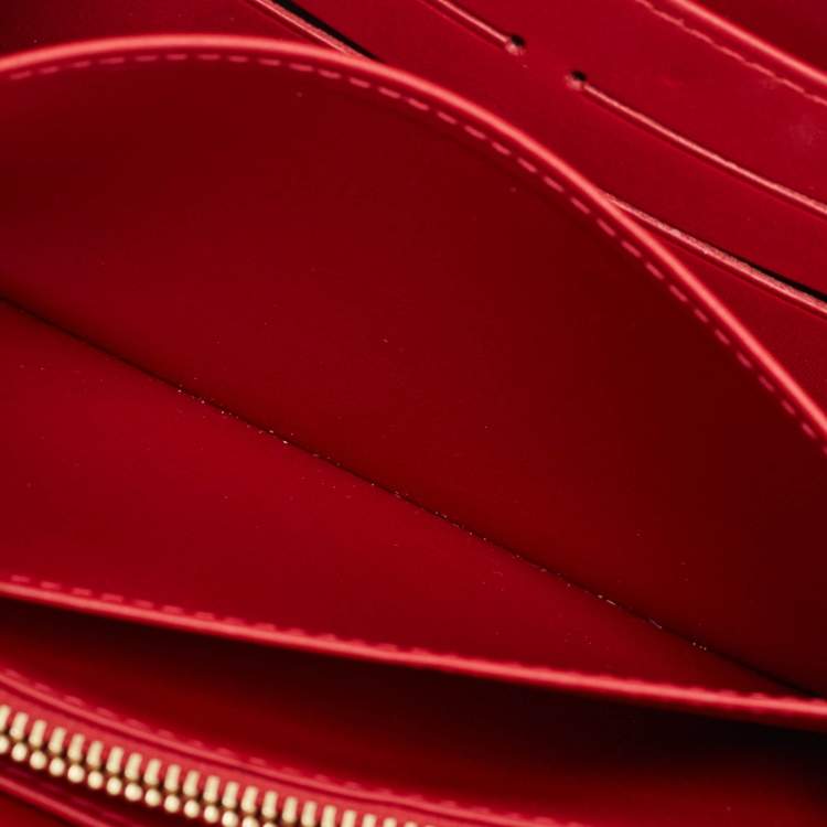 Pre Owned Louis Vuitton Pomme D’amour Monogram Vernis Zippy Wallet