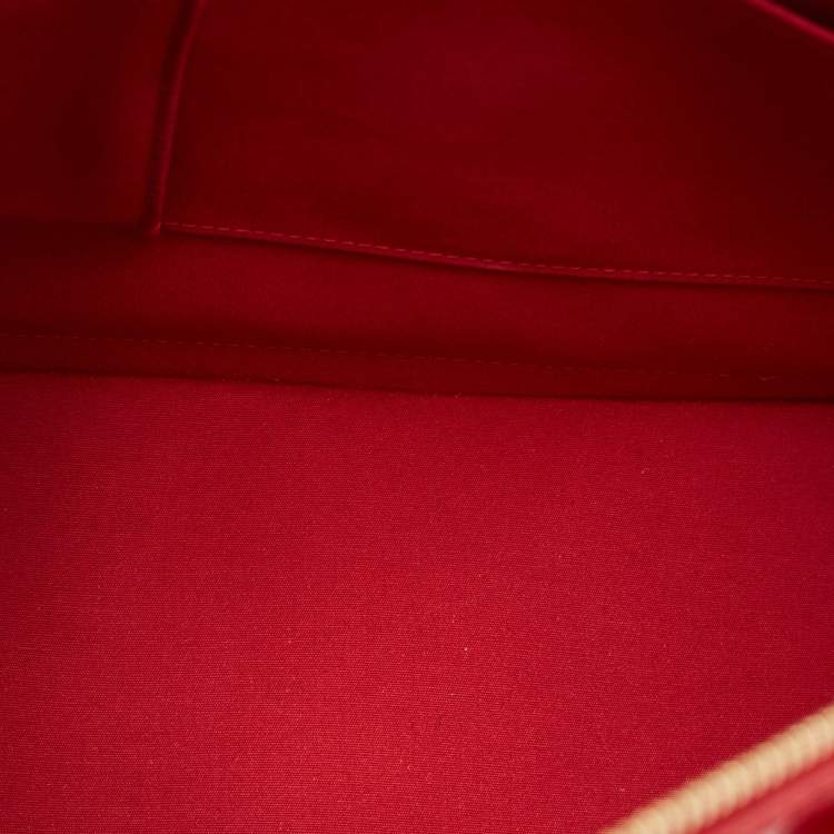 مملوكة مسبقًا Louis Vuitton Pomme D’amour Monogram Vernis Alma GM Bag