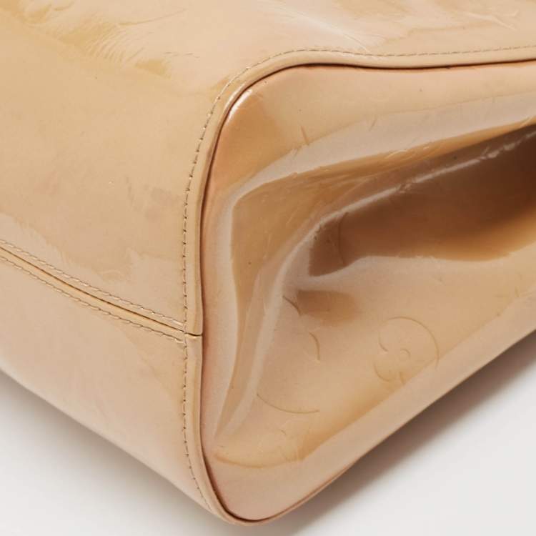 Pre Owned Louis Vuitton Noisette Monogram Vernis Maple Drive Bag
