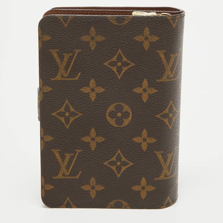 مملوكة مسبقًا Louis Vuitton Monogram Canvas Porte Papier Zippe Wallet