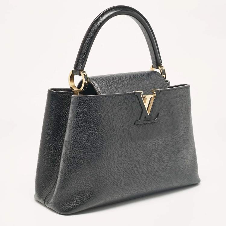 مملوكة مسبقًا Louis Vuitton Black Leather Capucines PM Bag