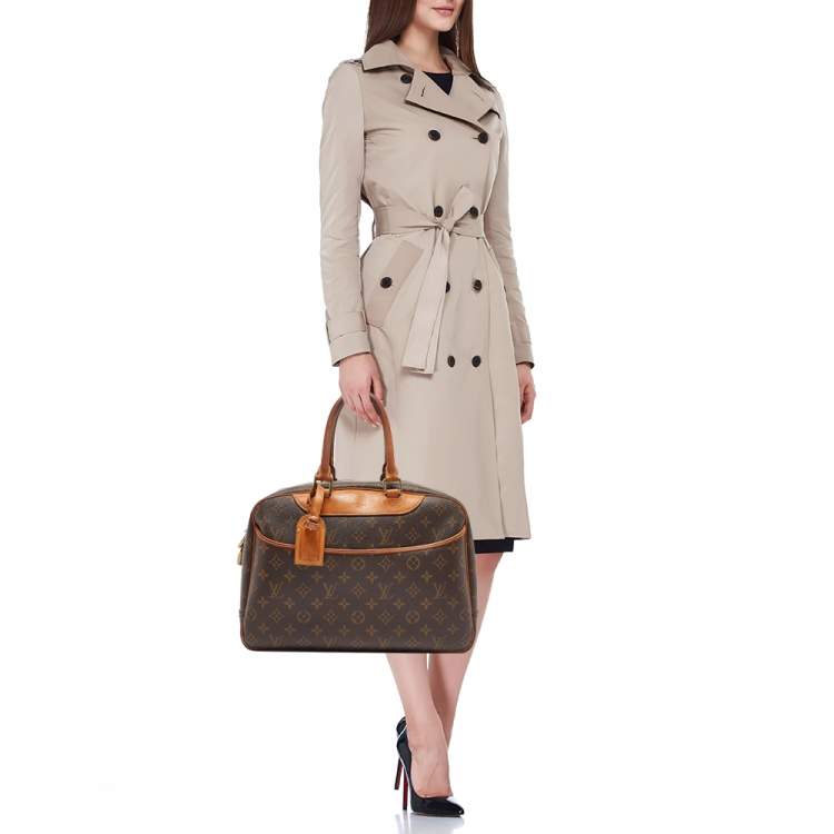 Pre Owned Louis Vuitton Monogram Canvas Deauville Bag