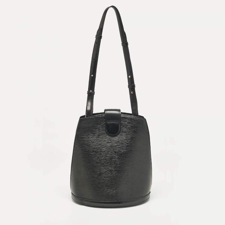 Pre Owned Louis Vuitton Black Epi Leather Cluny Bucket Bag