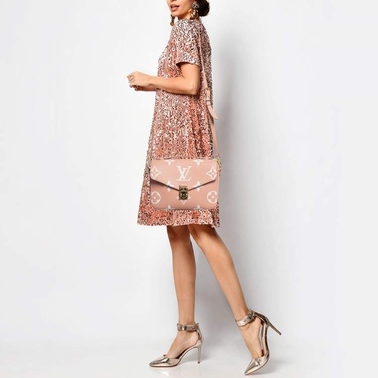 Pre Owned Louis Vuitton Arizona Beige Giant Monogram Empreinte Leather Pochette Metis Bag