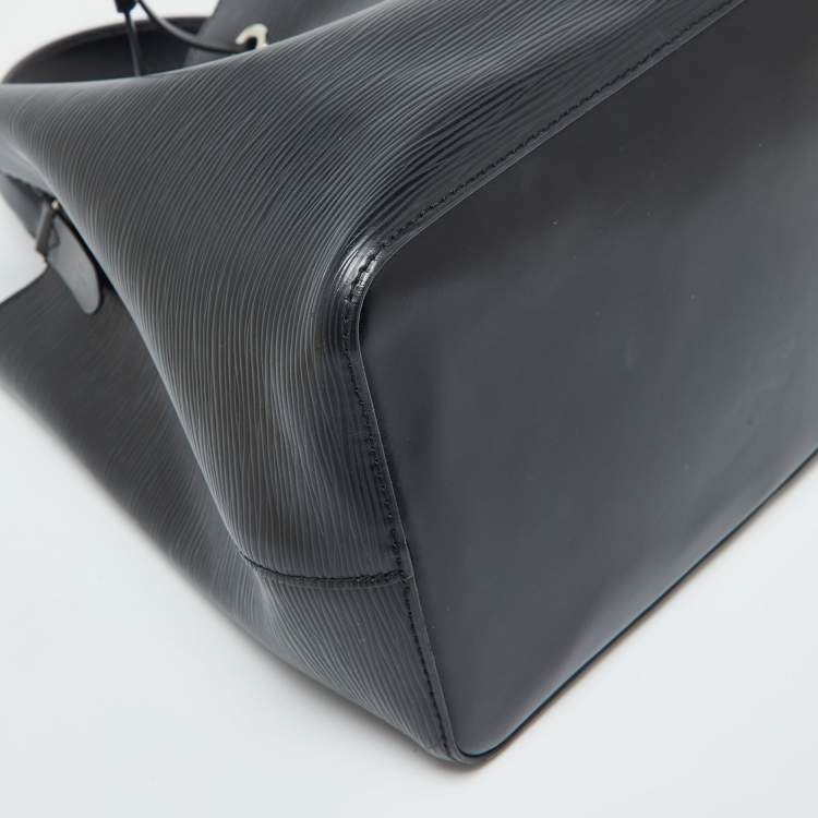 Pre Owned Louis Vuitton Black Epi Leather NeoNoe MM Bag