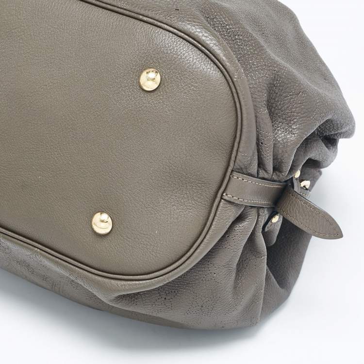 Pre Owned Louis Vuitton Grey Monogram Mahina Leather Surya XL Bag